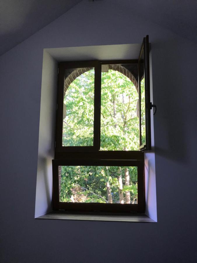 Studio Dans Les Ecuries Du Chateau Bonnelles Bagian luar foto